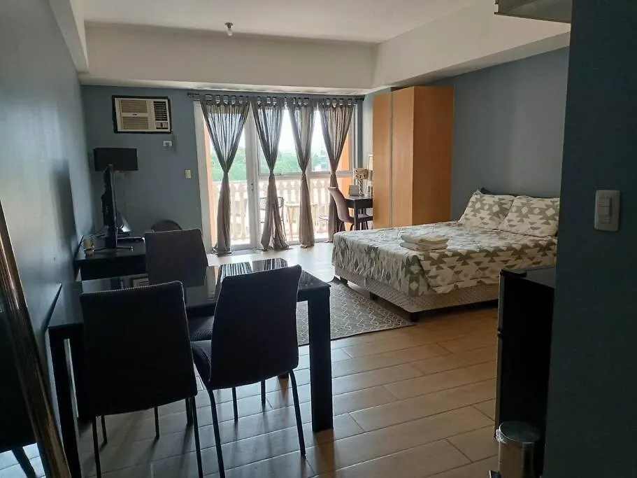 Mckinley Bgc Suite Manila Philippines