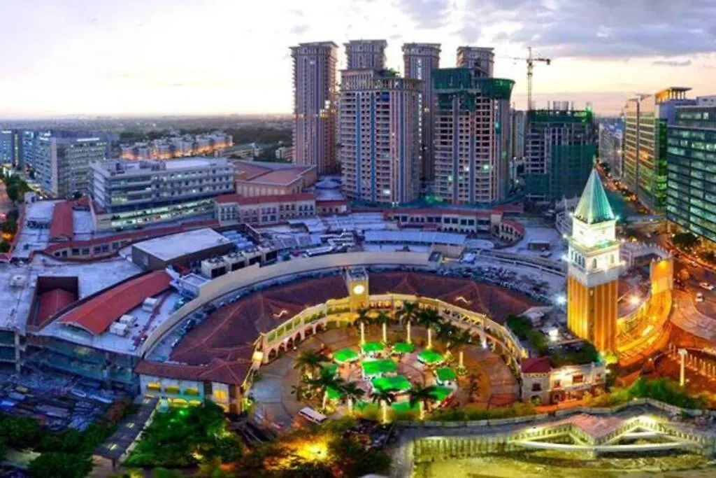 Mckinley Bgc Suite Manila