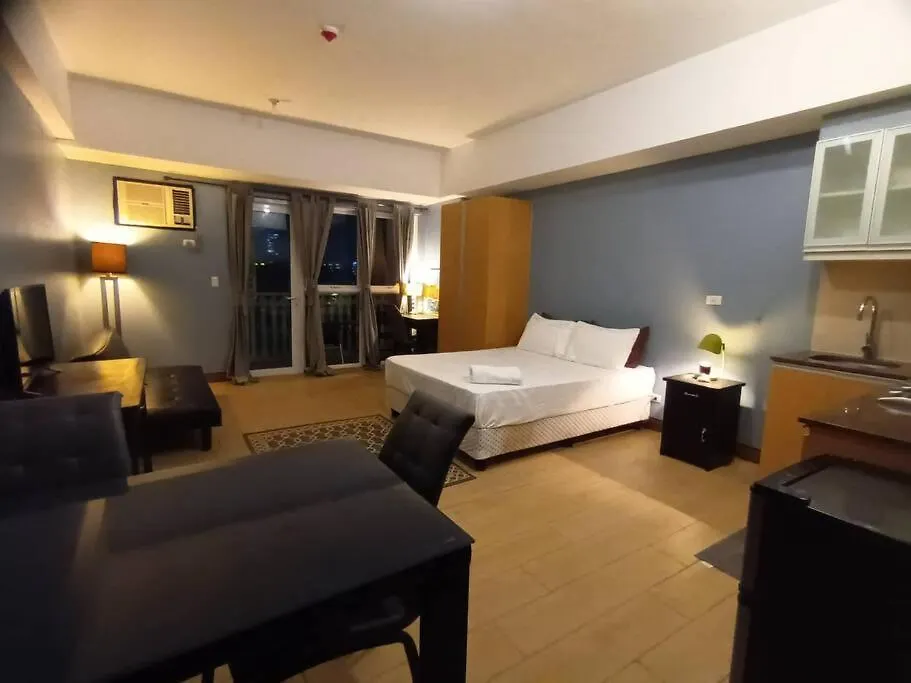 Mckinley Bgc Suite Manila Philippines