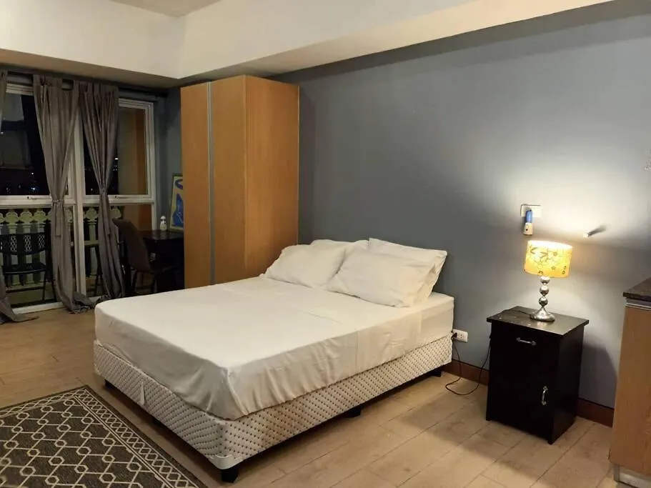 Mckinley Bgc Suite Manila