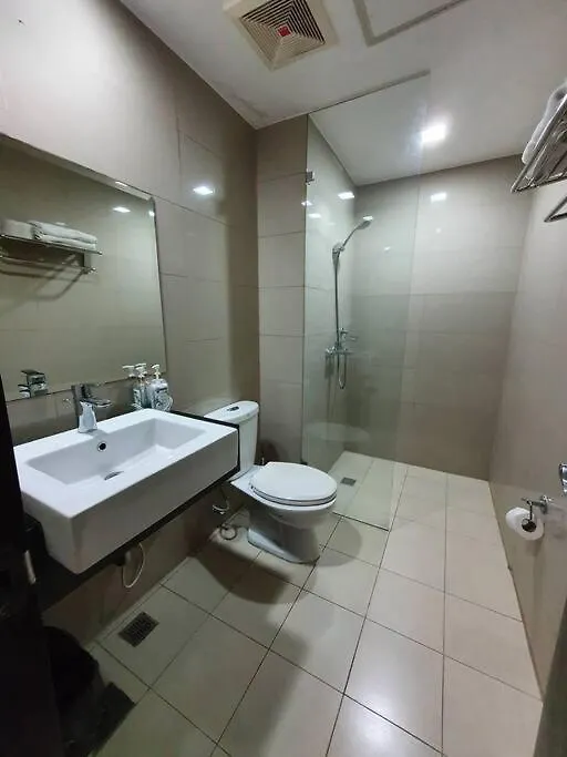 Mckinley Bgc Suite Manila Philippines